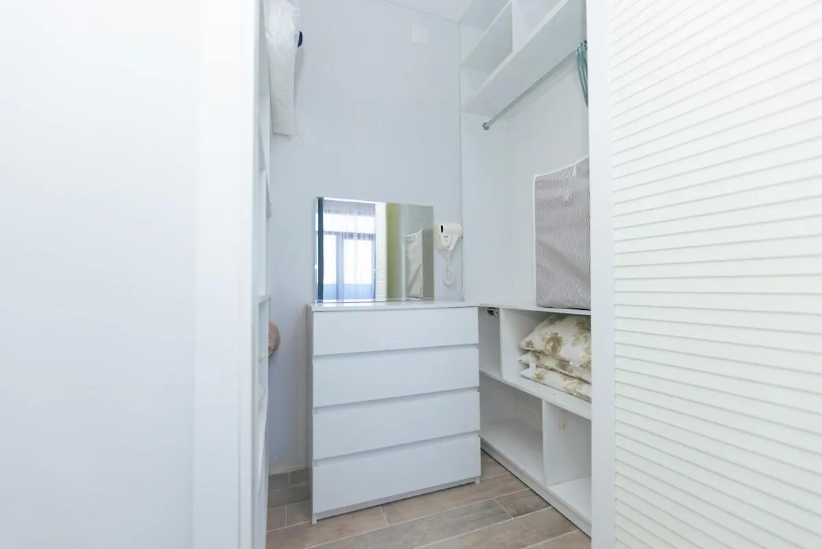 Cozy Modern Apartment Batumi Georgia