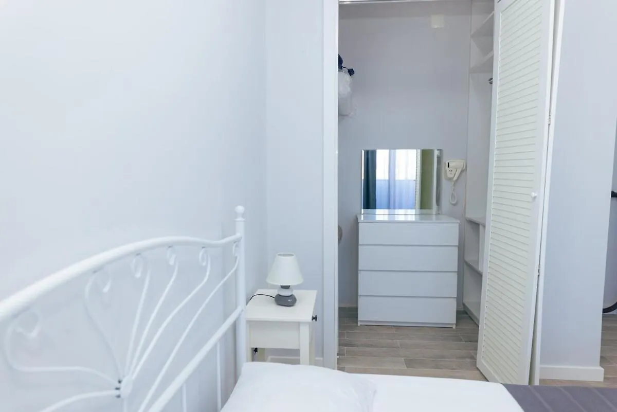 Cozy Modern Apartment Batumi Georgia